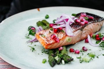 Recipe: Coconut Poached Salmon with Rice