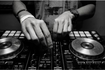 Feel the Beat