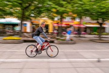 Going with a bicycle has fast as a motor bike